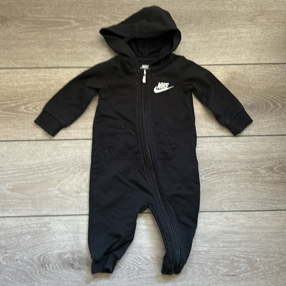 Nike one piece 9mo
